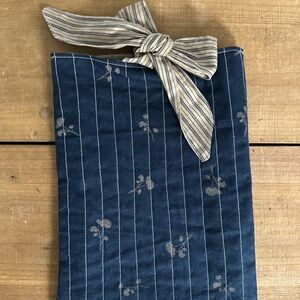 Blue Floral Quilted book sleeve